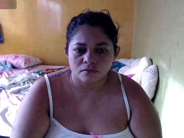 Live sex webcam photo for mia-naughty #291771885