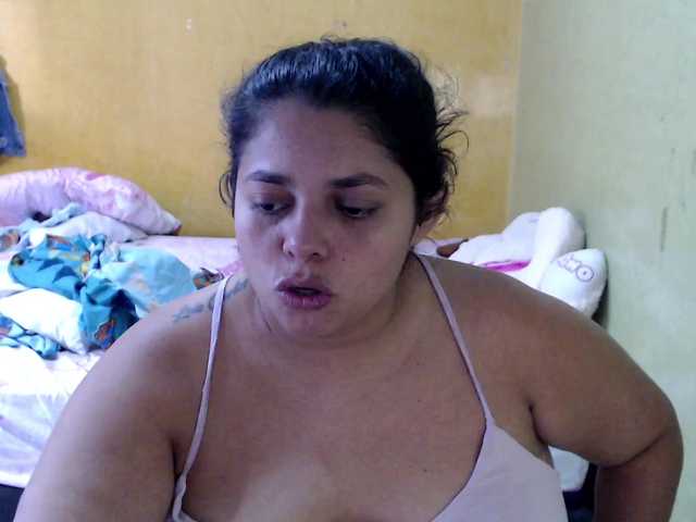 Live sex webcam photo for mia-naughty #291783662