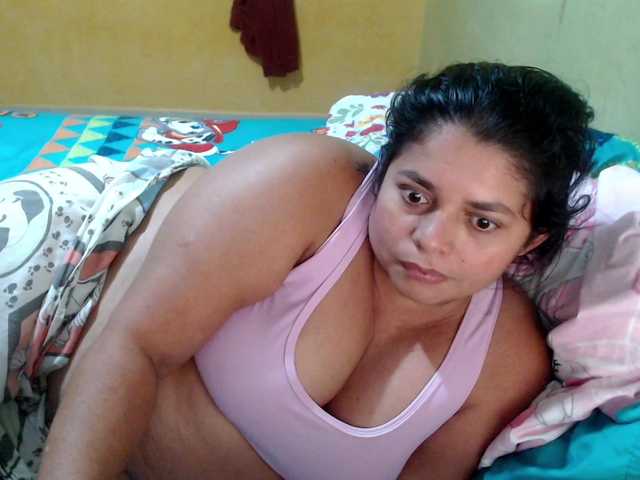 Live sex webcam photo for mia-naughty #291816971