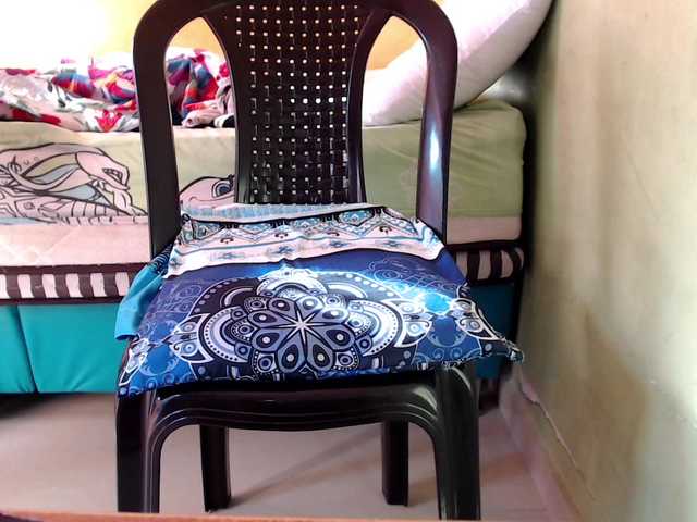 Live sex webcam photo for mia-naughty #291919129