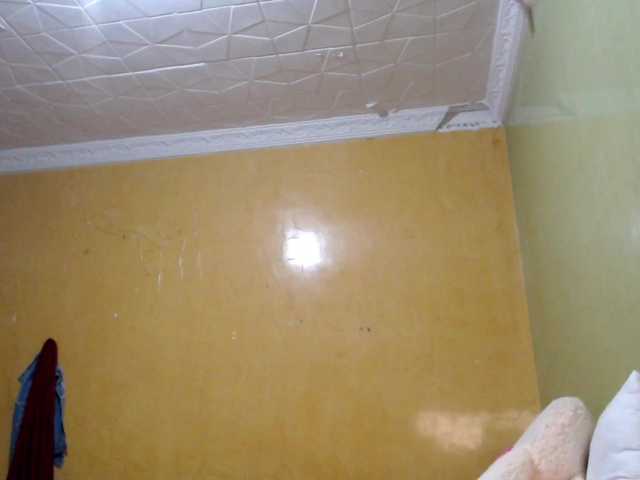 Live sex webcam photo for mia-naughty #292053640