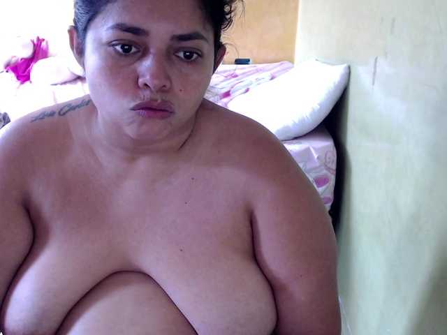 Live sex webcam photo for mia-naughty #292056134