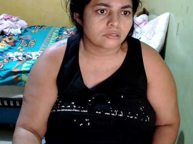 Live sex webcam photo for mia-naughty #292391362