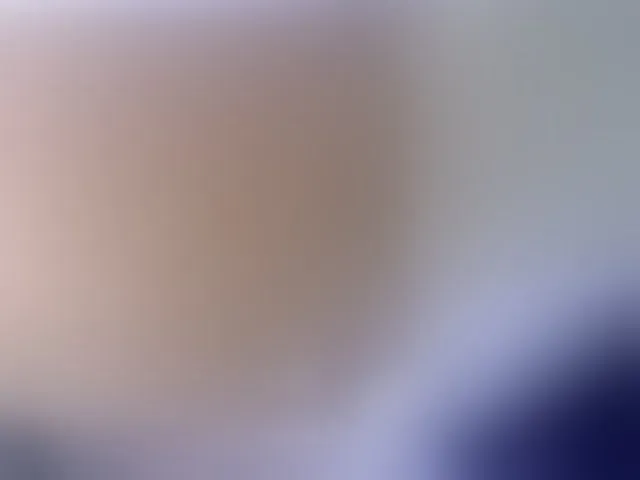 Live sex webcam photo for mia-naughty #294112763