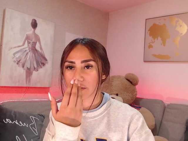Live sex webcam photo for mia-se #272920893