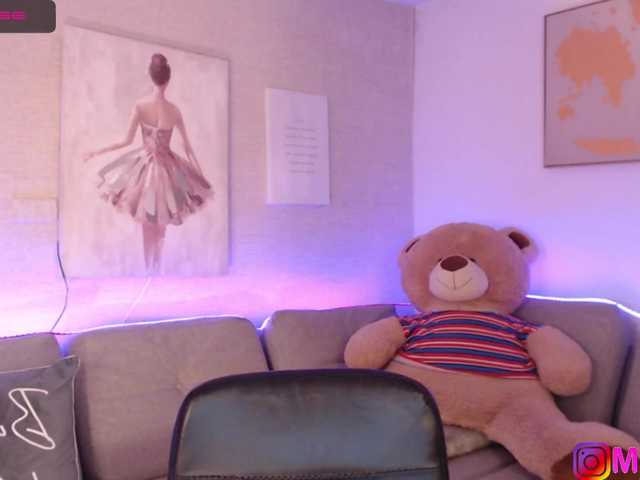 Live sex webcam photo for mia-se #273017861