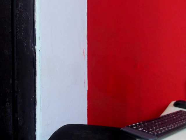 Live sex webcam photo for mia-sophiia #289886246