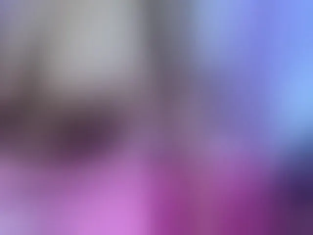 Live sex webcam photo for mia-thommson #293647806