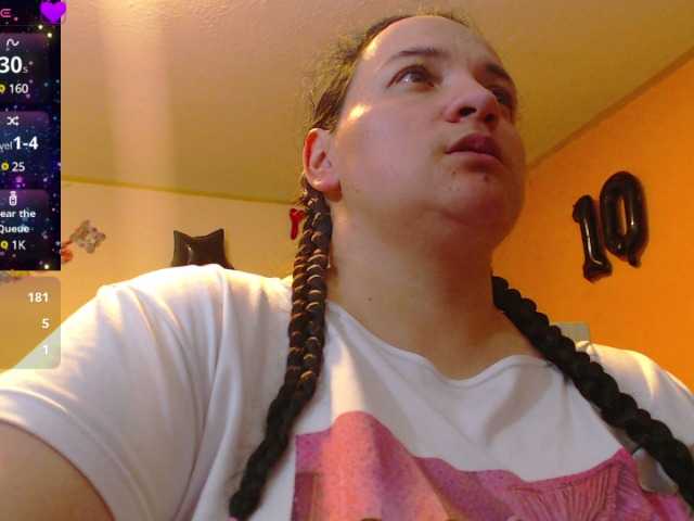 Live sex webcam photo for miaabrownn2 #290837057