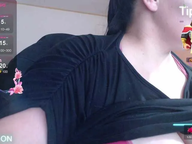 Live sex webcam photo for miaabrownn2 #291296700
