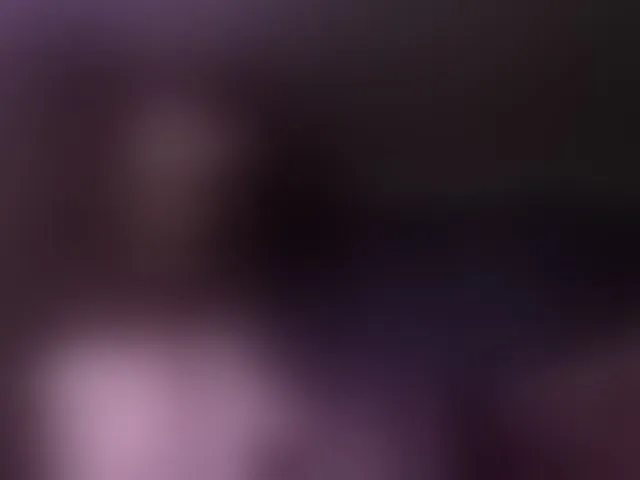 Live sex webcam photo for miaabrownn2 #292570066