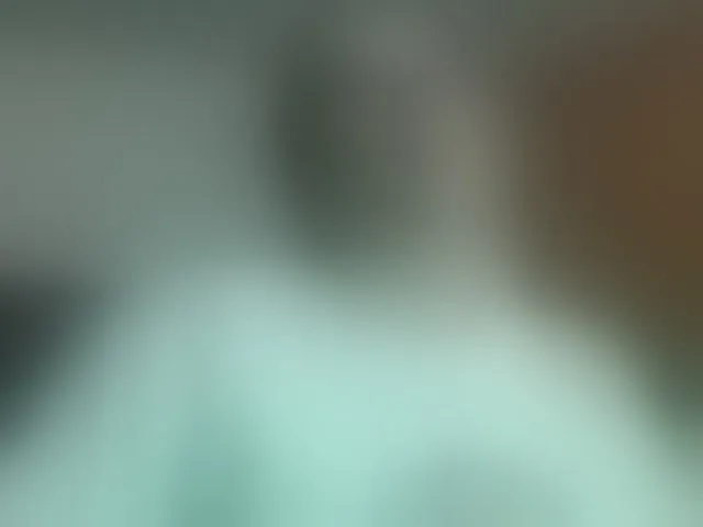 Live sex webcam photo for miaabrownn2 #293270284