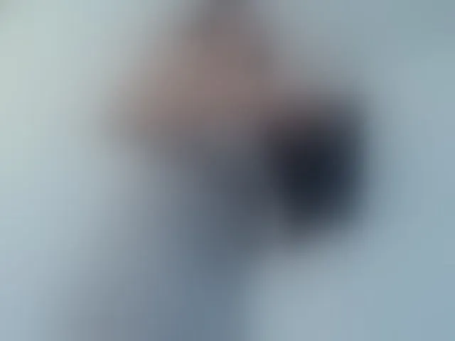 Live sex webcam photo for miaapons #292359866
