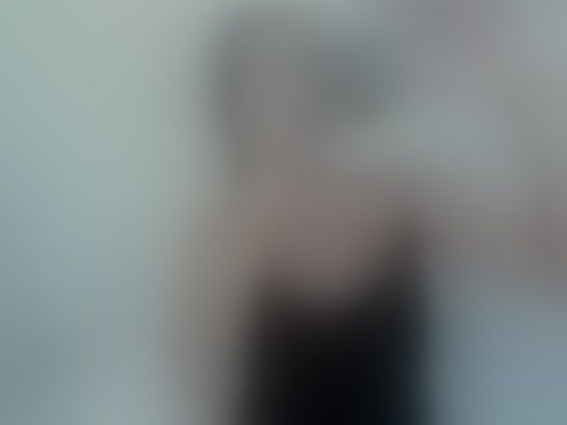 Live sex webcam photo for miaapons #292533919