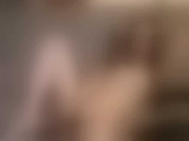 Live sex webcam photo for miacelestiall #294175061