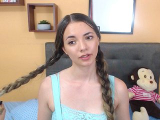 Live sex webcam photo for miah-baby #178335823