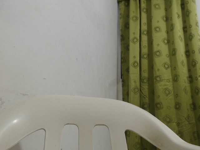 Live sex webcam photo for miahot1520 #276490599