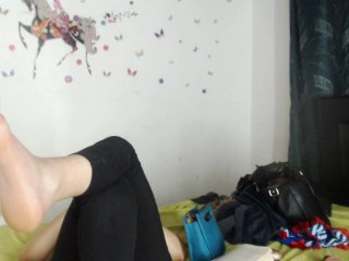 Live sex webcam photo for Miahot2 #148768115