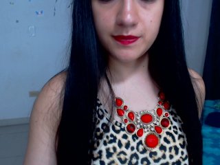 Live sex webcam photo for Miahot2 #149733347