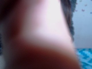 Live sex webcam photo for Miahot2 #150196563