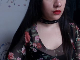 Live sex webcam photo for Miahot2 #151192759