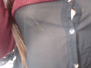 Live sex webcam photo for Miahot2 #151485447