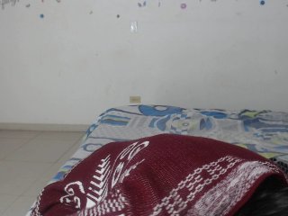 Live sex webcam photo for Miahot2 #151525661