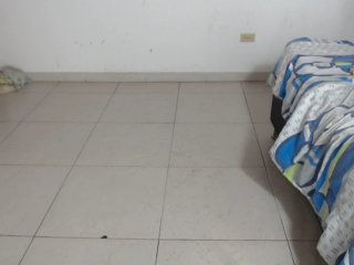 Live sex webcam photo for Miahot2 #153599123