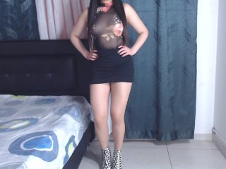 Live sex webcam photo for Miahot2 #154770825