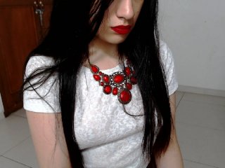 Live sex webcam photo for Miahot2 #158263462