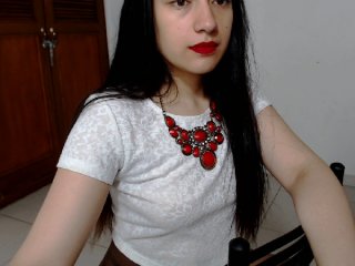 Live sex webcam photo for Miahot2 #158273058