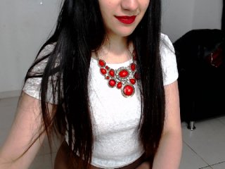 Live sex webcam photo for Miahot2 #158292071