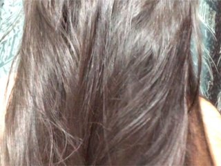 Live sex webcam photo for Miahot2 #160864402