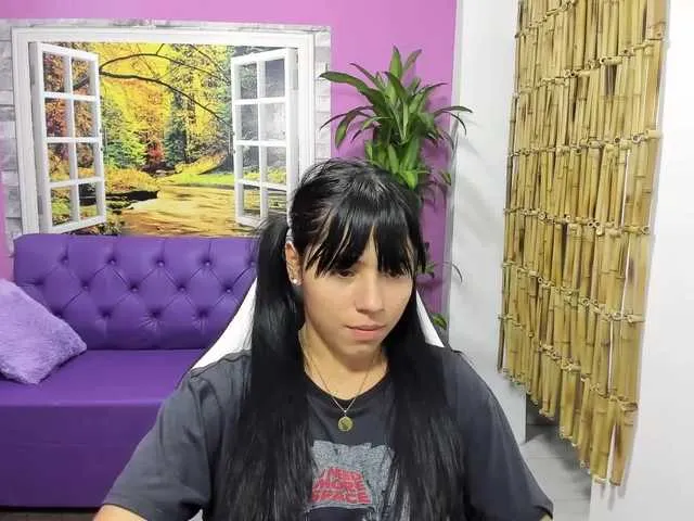 Live sex webcam photo for miakasumy #272952606