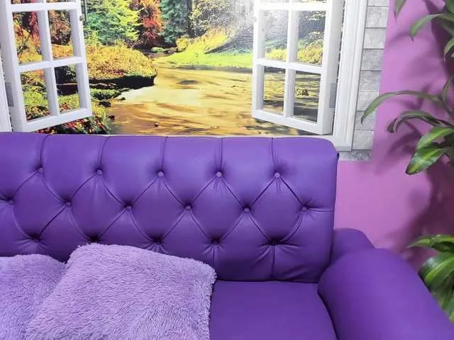 Live sex webcam photo for miakasumy #273141881