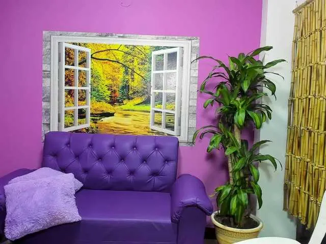 Live sex webcam photo for miakasumy #273413181