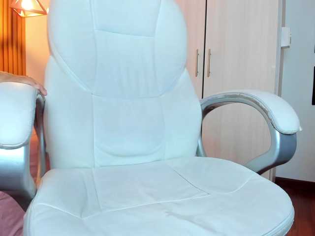 Live sex webcam photo for mianevaeh #290397038