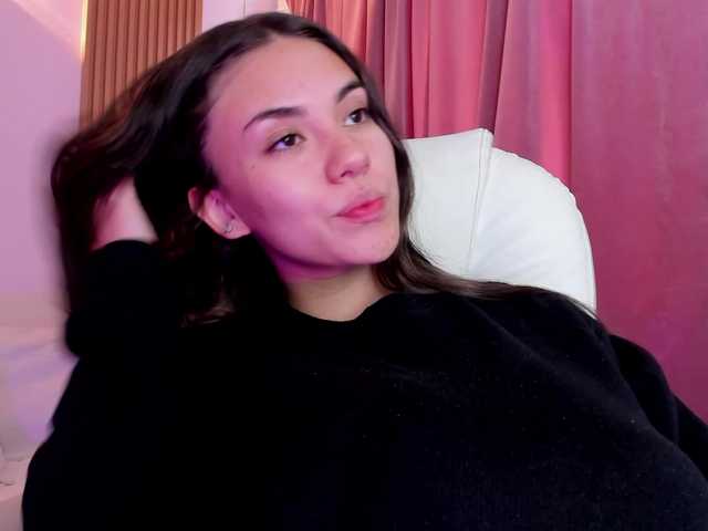 Live sex webcam photo for mianevaeh #290835381