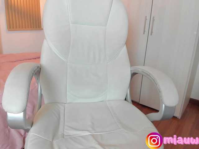 Live sex webcam photo for mianevaeh #291018531