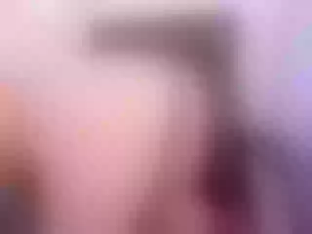 Live sex webcam photo for miaqueen021 #290423341