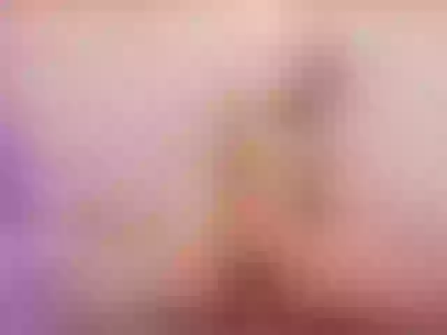 Live sex webcam photo for miaqueen021 #290440324