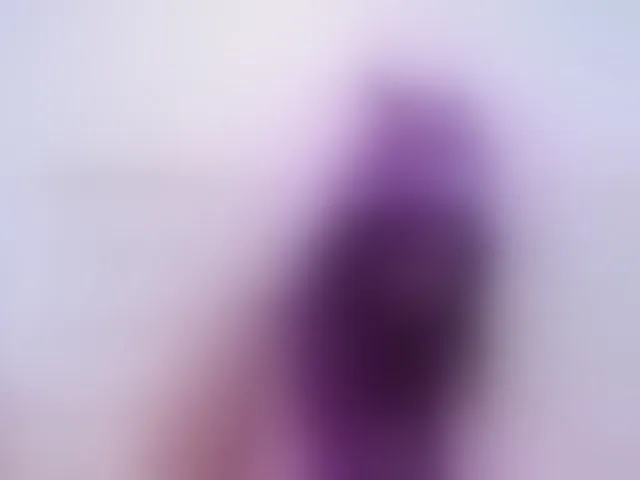 Live sex webcam photo for miaqueen021 #290630537