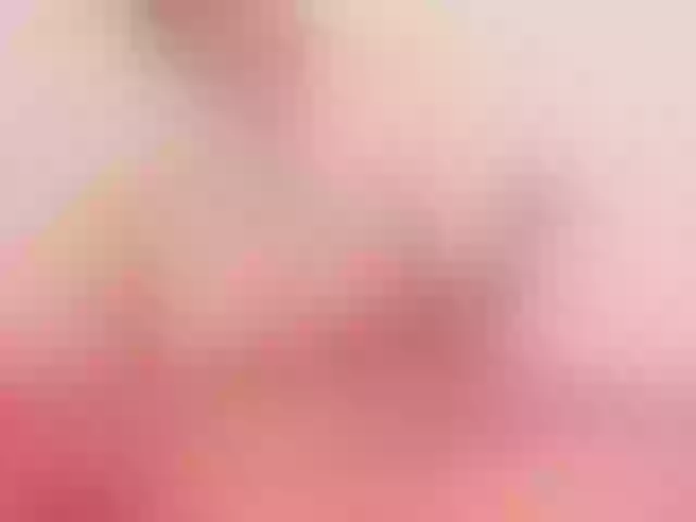 Live sex webcam photo for miaqueen021 #290945471