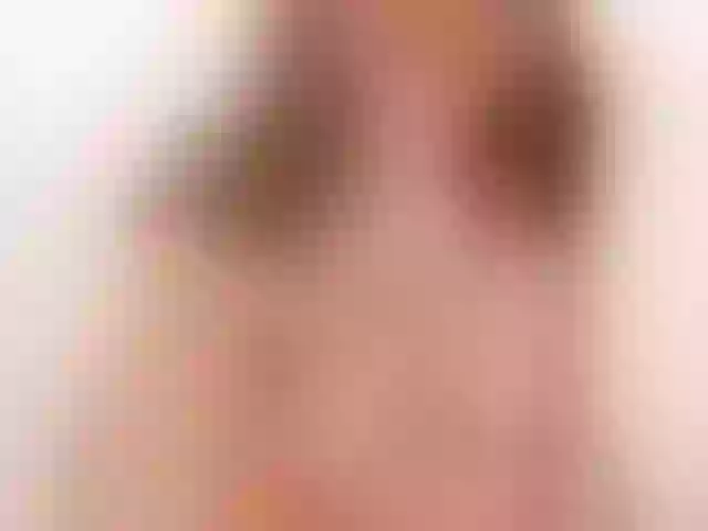 Live sex webcam photo for miaqueen021 #291022817