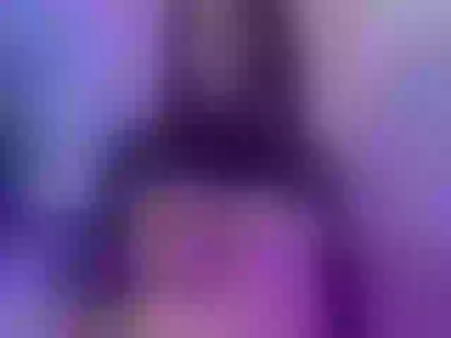 Live sex webcam photo for miaqueen021 #291115373