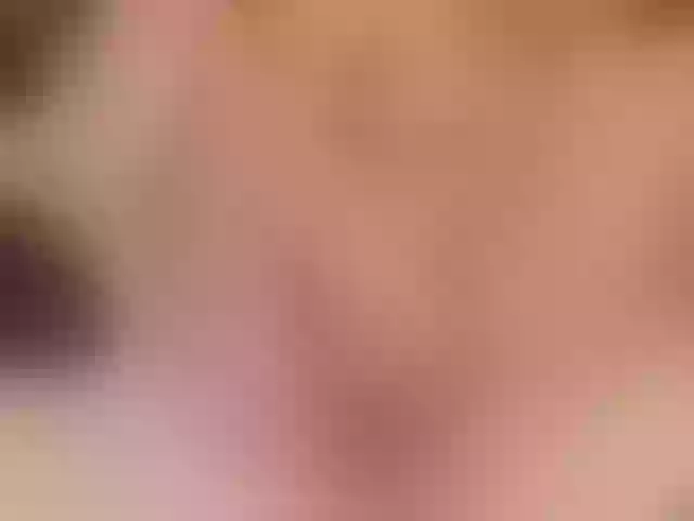 Live sex webcam photo for miaqueen021 #291581279
