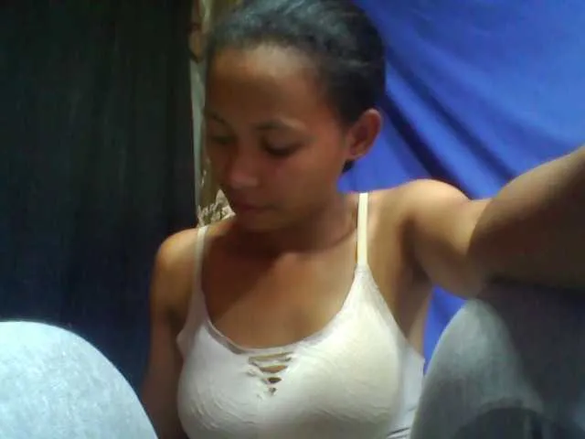 Live sex webcam photo for miaramode #277567287