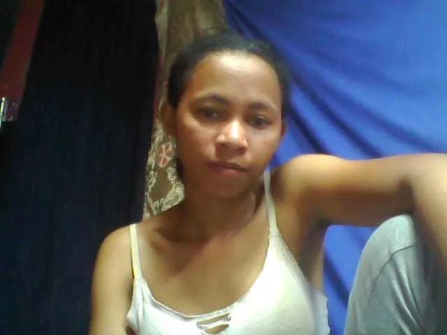 Live sex webcam photo for miaramode #277577429