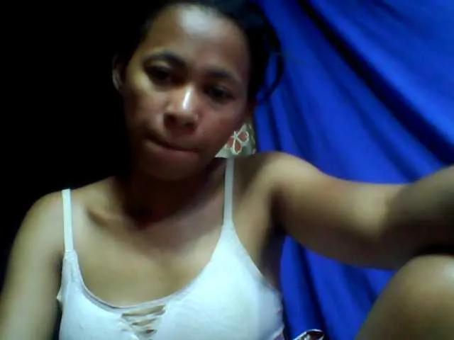 Live sex webcam photo for miaramode #277666231