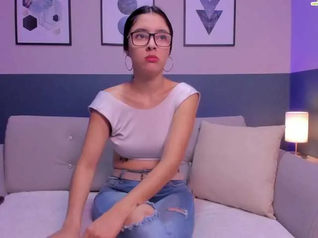 Live sex webcam photo for miarobberts #271827763